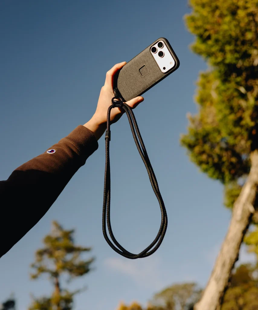 Mobile Crossbody Multi-Strap